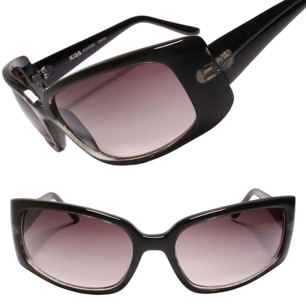 Genuine Vintage Deadstock Bold Thick Frame Rectangle Black Sunglasses